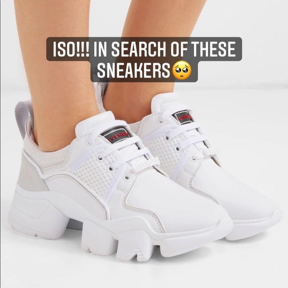 Givenchy low jaw sneakers - Picture 1 of 3